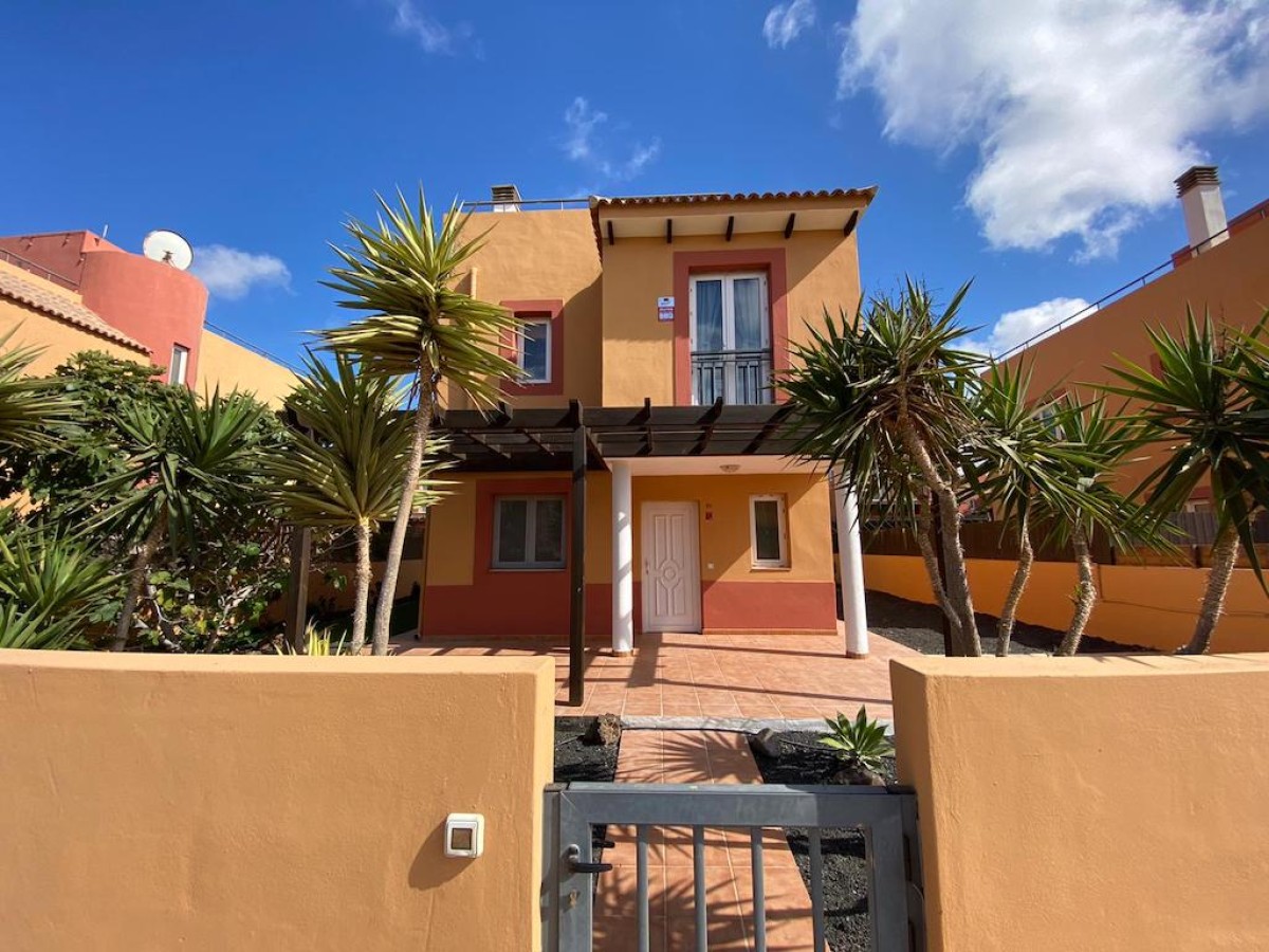 Residential villa in a quiet area, Fuerteventura, Corralejo