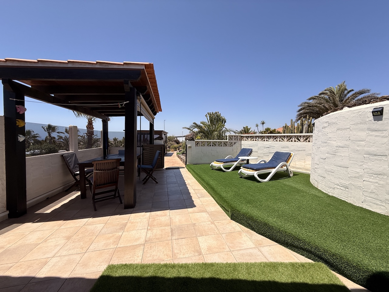 Foto 11-06-26, 12 41 50 Exclusive Villa with Sea Views in Parque Holandés – Privacy, Space and Canary Island Charm
