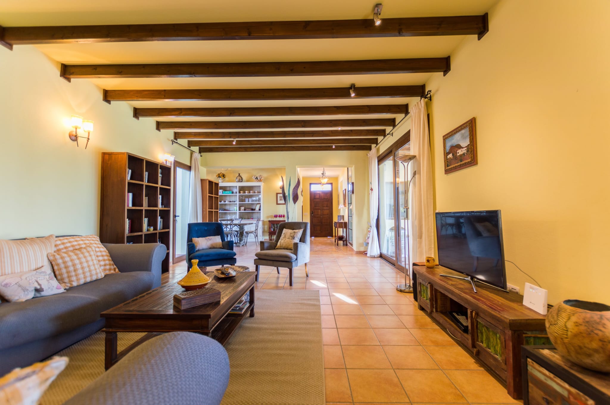 Luxury villa located in a quiet and residential area in the village of Lajares