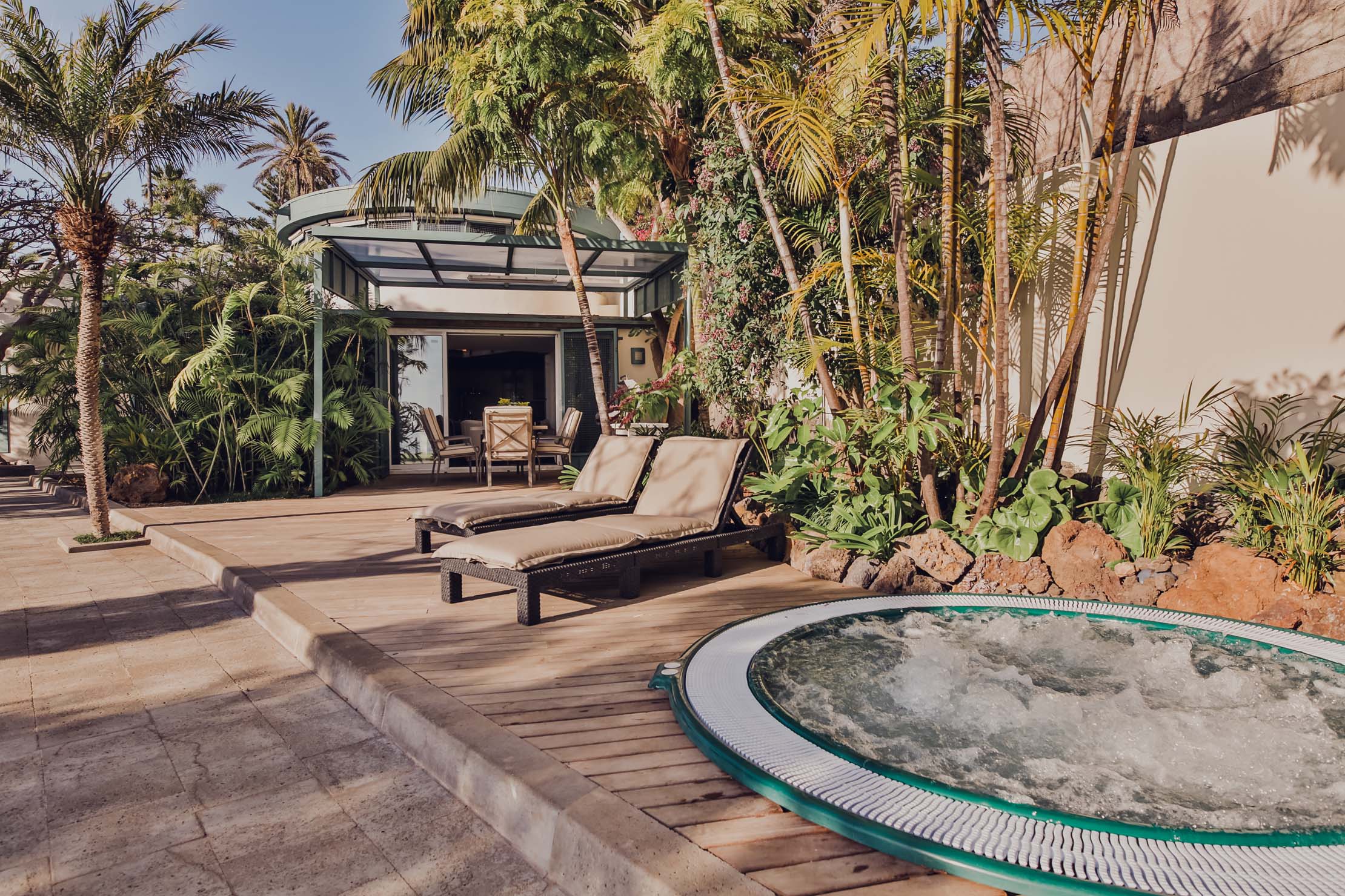 2Holiday Rental Villa lujo Tenerife Short Stay Circular Villa la matanza Villa with spectacular sea and Mount Teide views