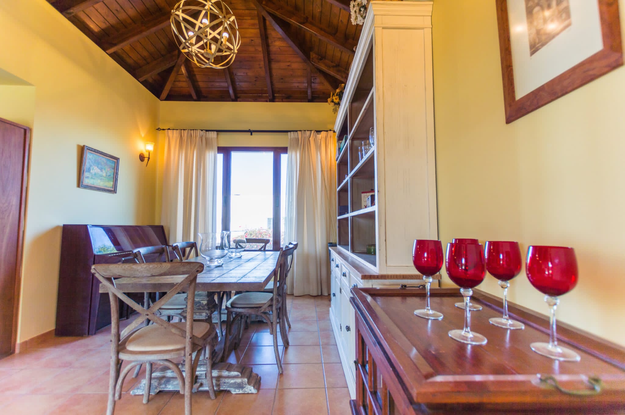 Luxury villa located in a quiet and residential area in the village of Lajares