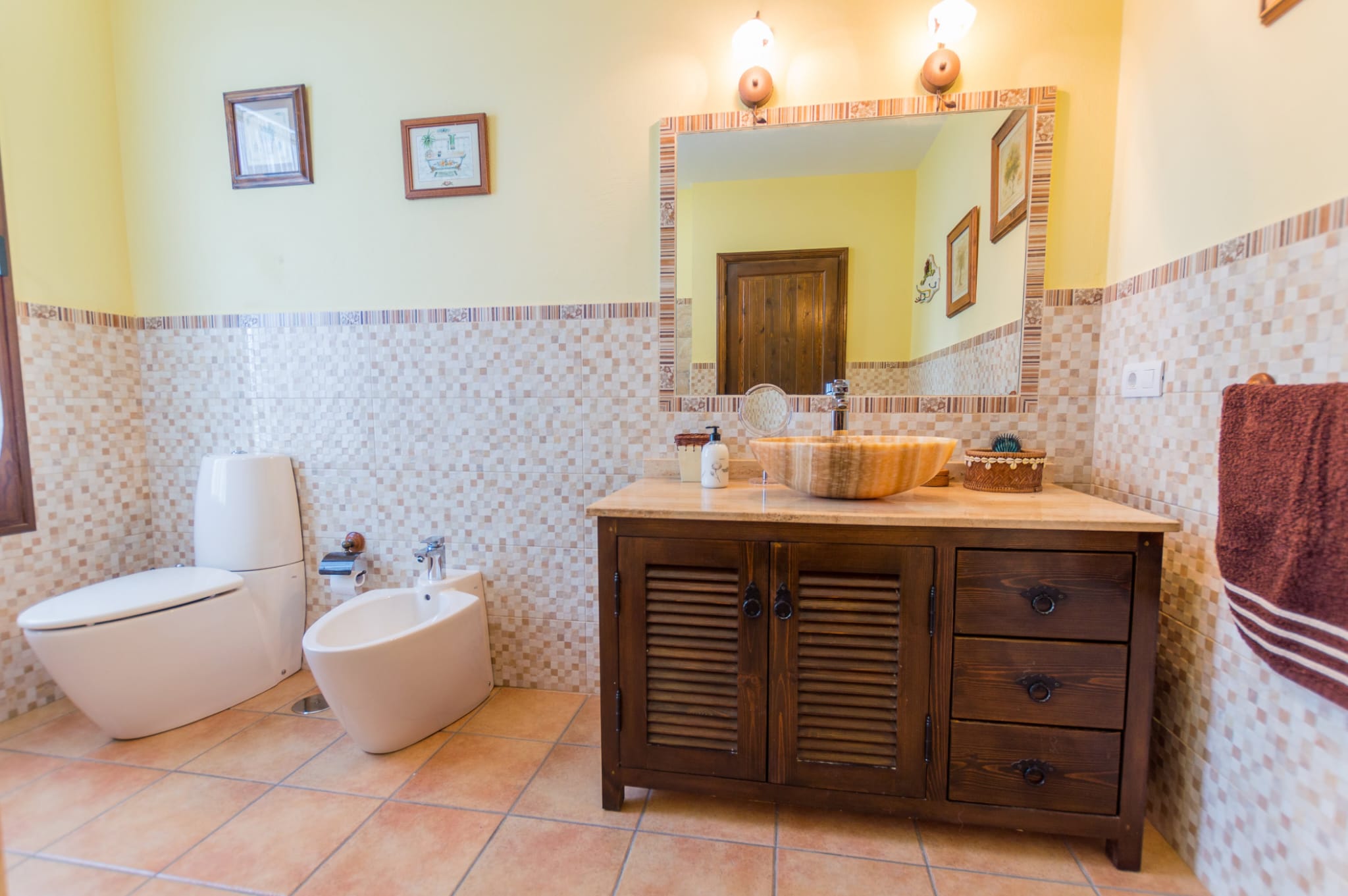 Luxury villa located in a quiet and residential area in the village of Lajares