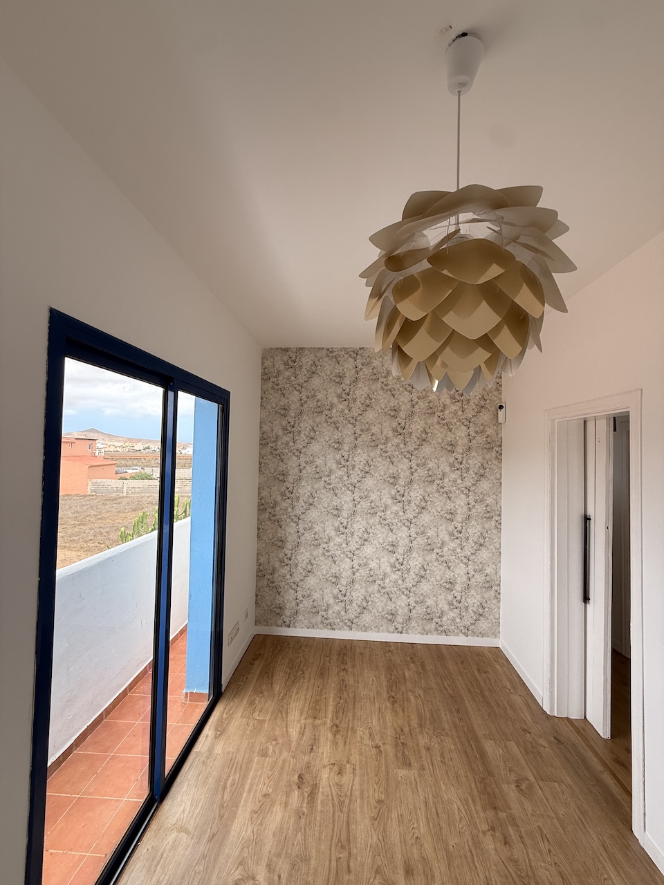 Corner Townhouse with Garden, Sun Terrace and Views in La Oliva