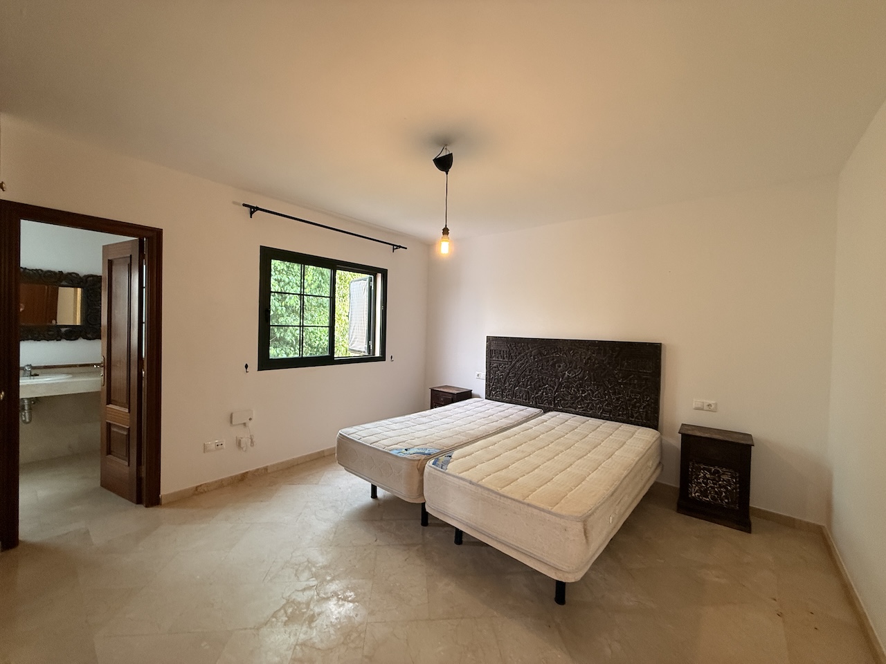 Detached villa with private pool in La Oliva