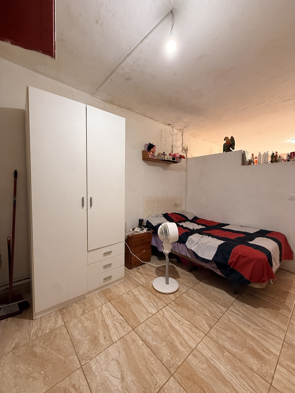 Foto 14-10-26, 11 10 50 Studio for Sale in the Centre of Corralejo