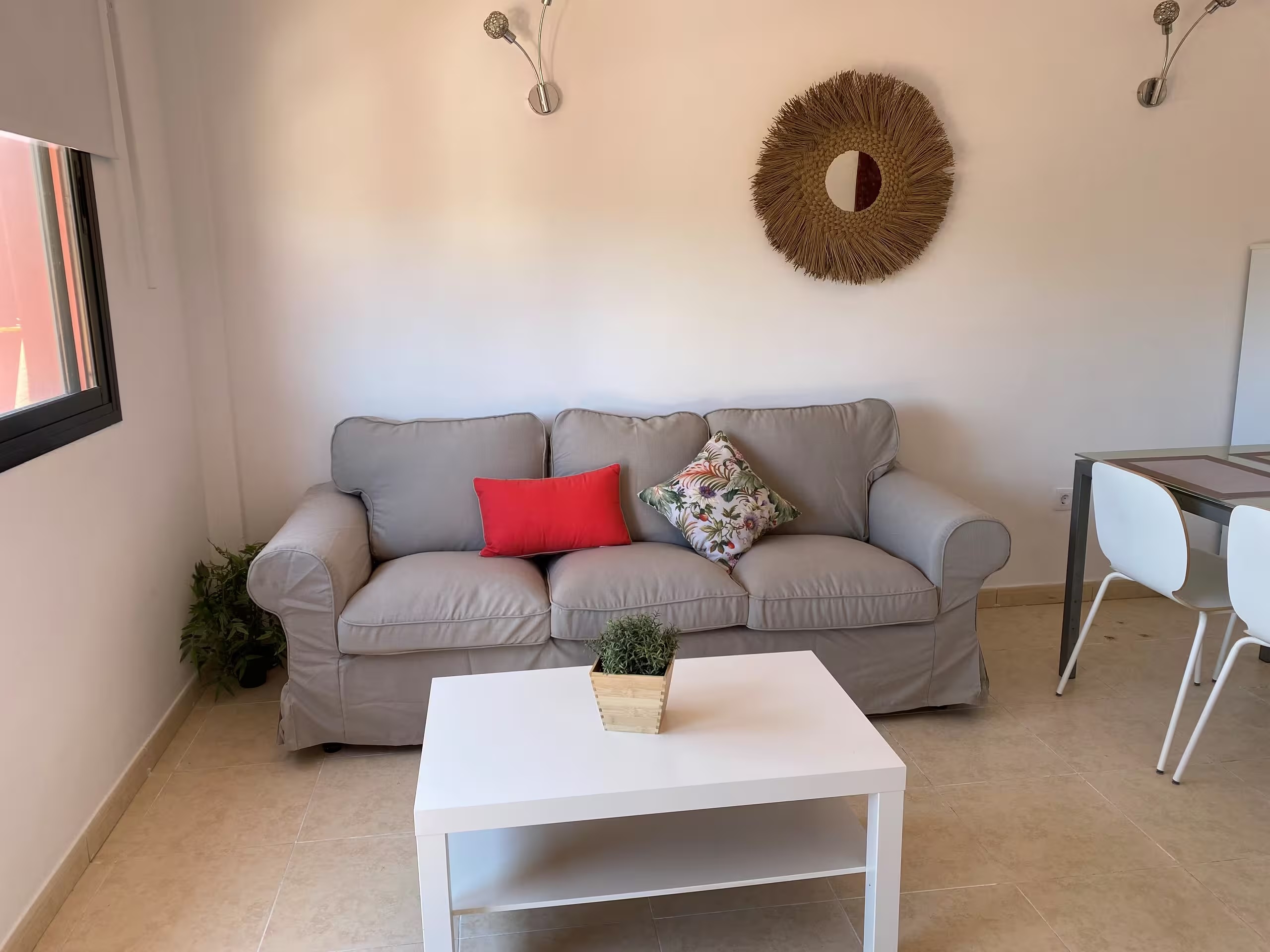 Salon Appartamento in vendita in un’ottima posizione a Corralejo.